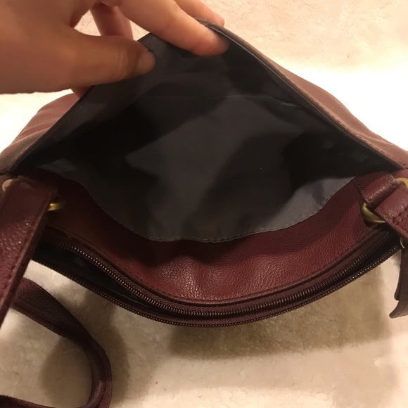 Fossil Crossbody - Picture 4 of 4